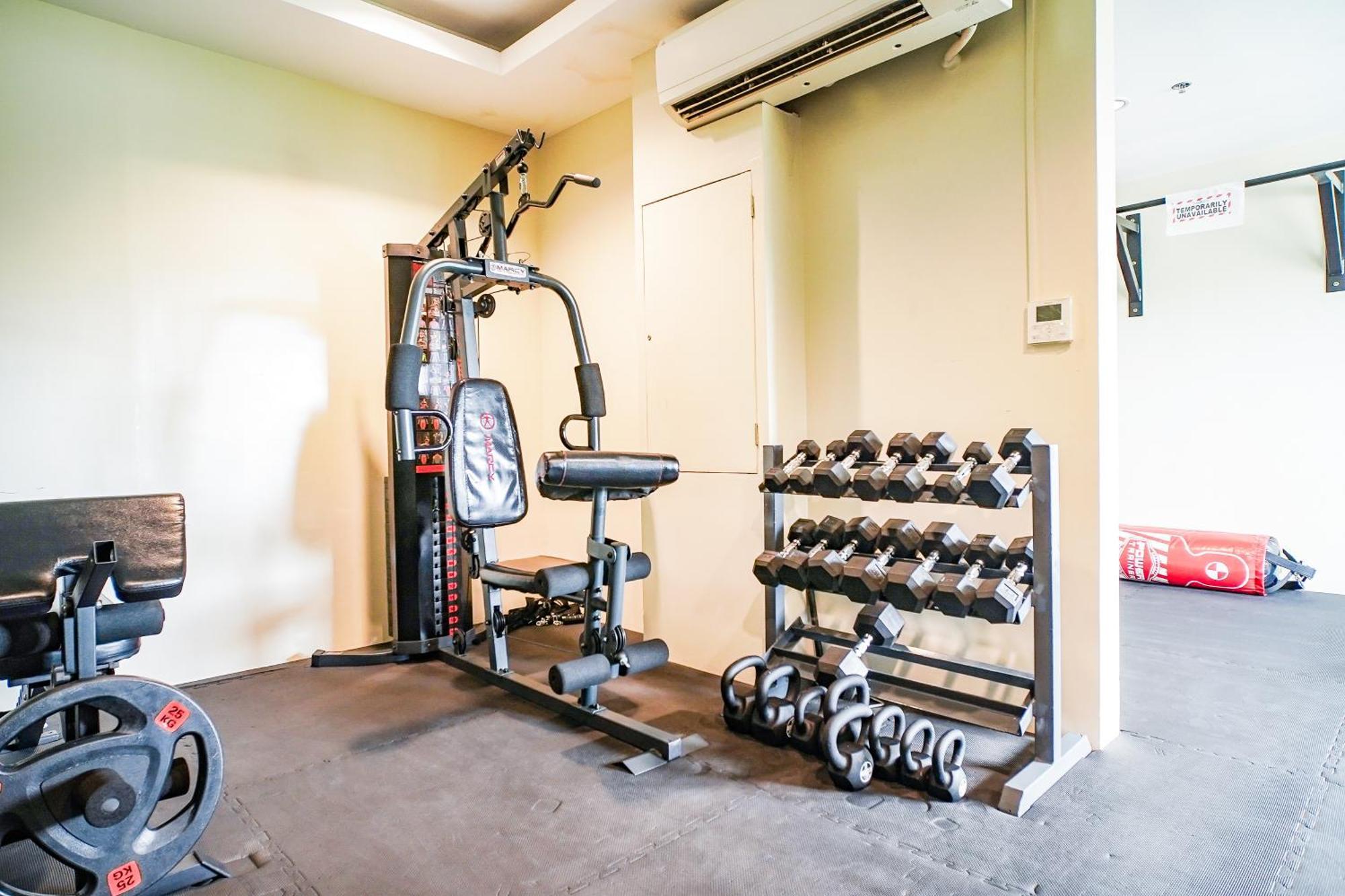 Modern Designed Studio Condo Near Ayala Centrio كاجايان دي أورو المظهر الخارجي الصورة