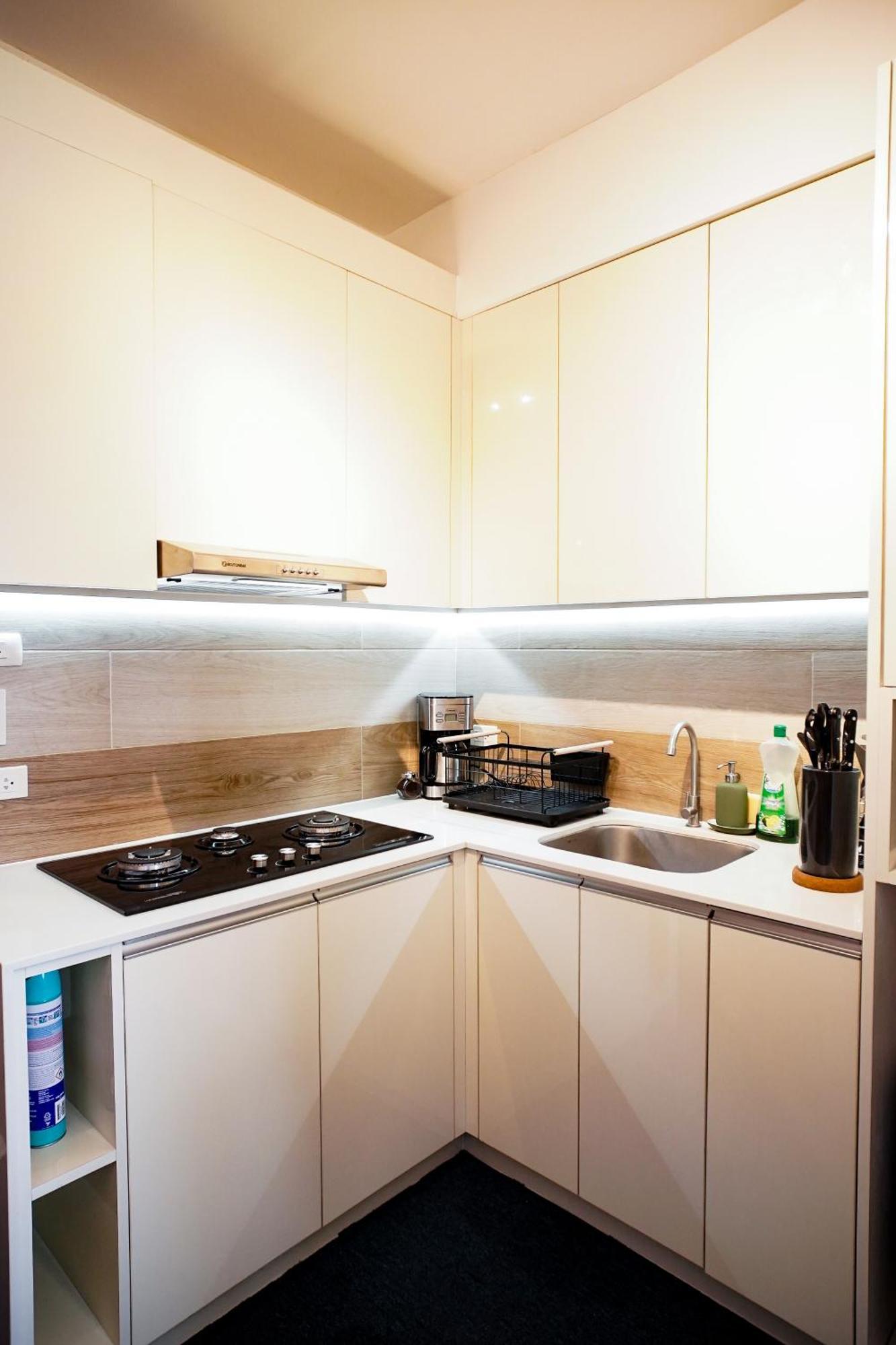 Modern Designed Studio Condo Near Ayala Centrio كاجايان دي أورو المظهر الخارجي الصورة